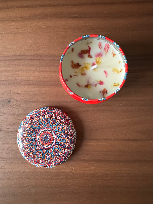 NINE AROMATHERAPY SOYBEAN WAX CANDLES IN A BOX