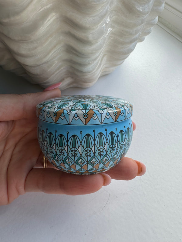 NINE AROMATHERAPY SOYBEAN WAX CANDLES IN A BOX