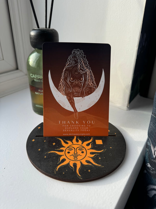 HALF MOON SHAPED WOODEN CARD HOLDER